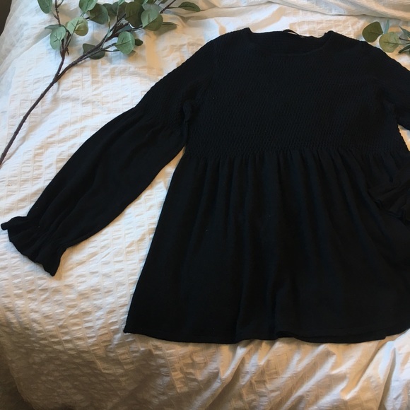 Roolee | Peplum Sweater W20 - Picture 4 of 8